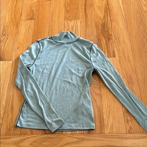 Madewell Fitted Long Sleeve Green Turtle Neck